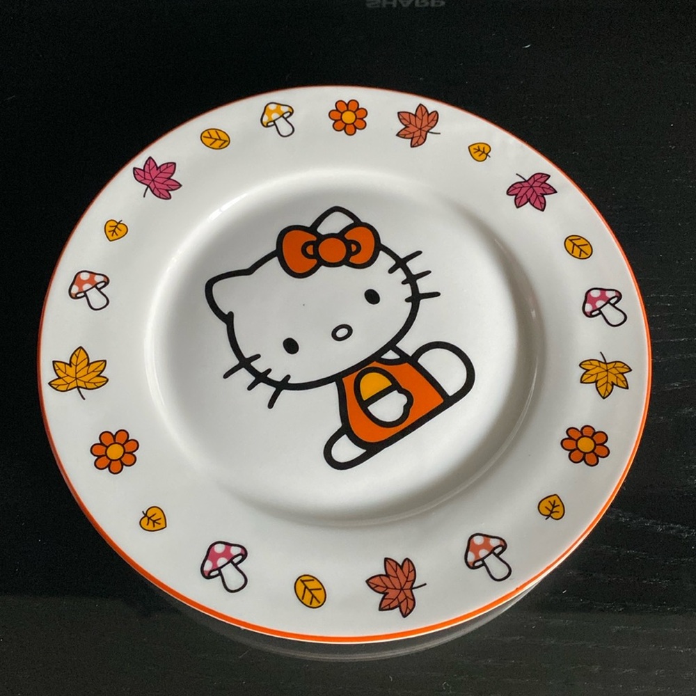New Sanrio Hello Kitty Fall Ceramic White Dinnerware Plates, Set of Two